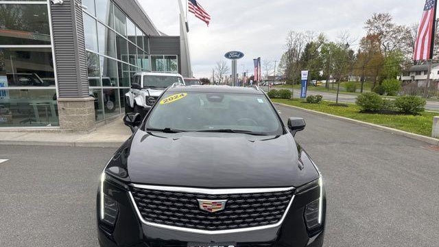 2024 Cadillac XT4 Premium Luxury