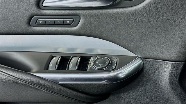 2021 Cadillac XT4 Premium Luxury