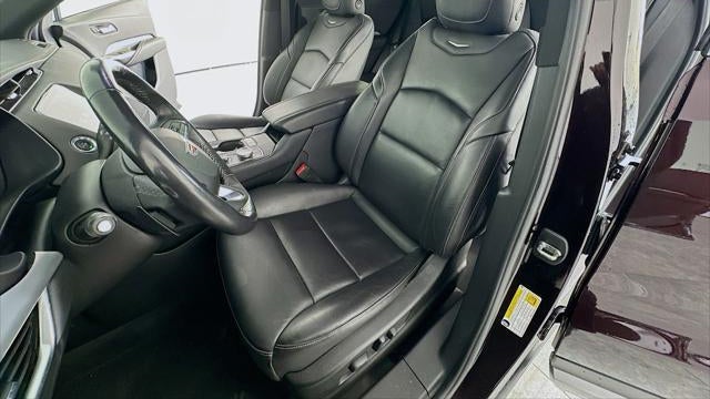 2021 Cadillac XT4 Premium Luxury