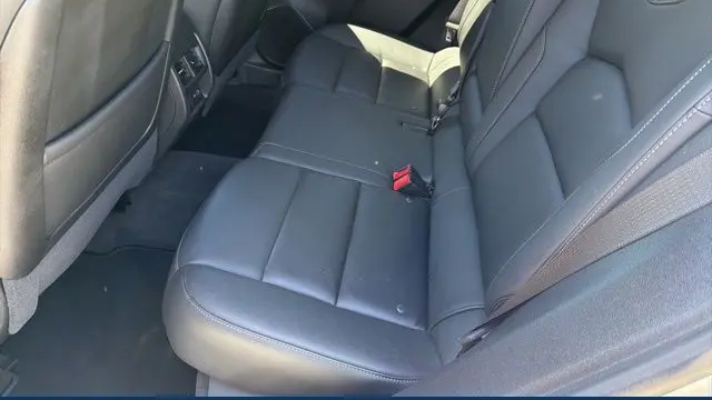 2022 Cadillac XT4 Premium Luxury