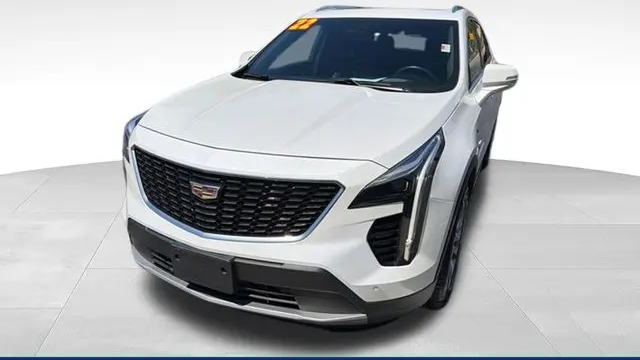 2022 Cadillac XT4 Premium Luxury