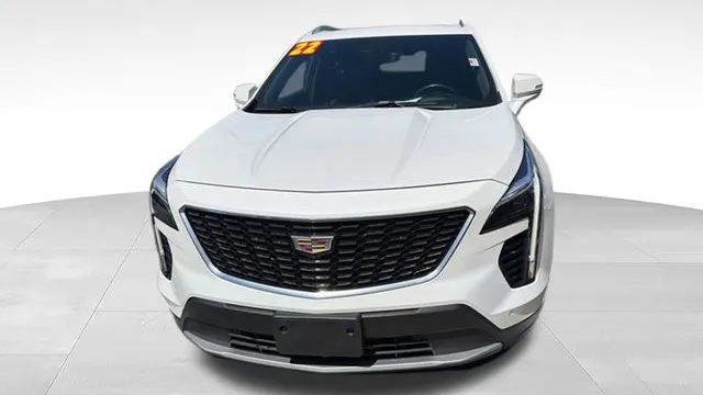 2022 Cadillac XT4 Premium Luxury
