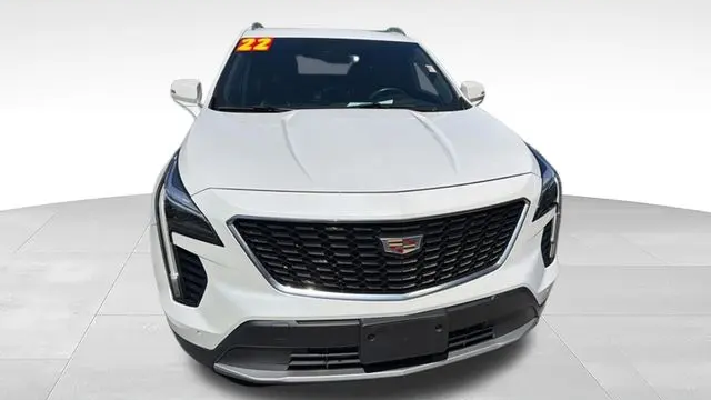 2022 Cadillac XT4 Premium Luxury