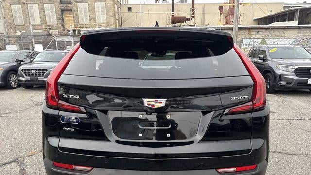 2023 Cadillac XT4 Premium Luxury