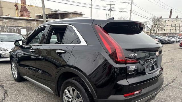 2023 Cadillac XT4 Premium Luxury