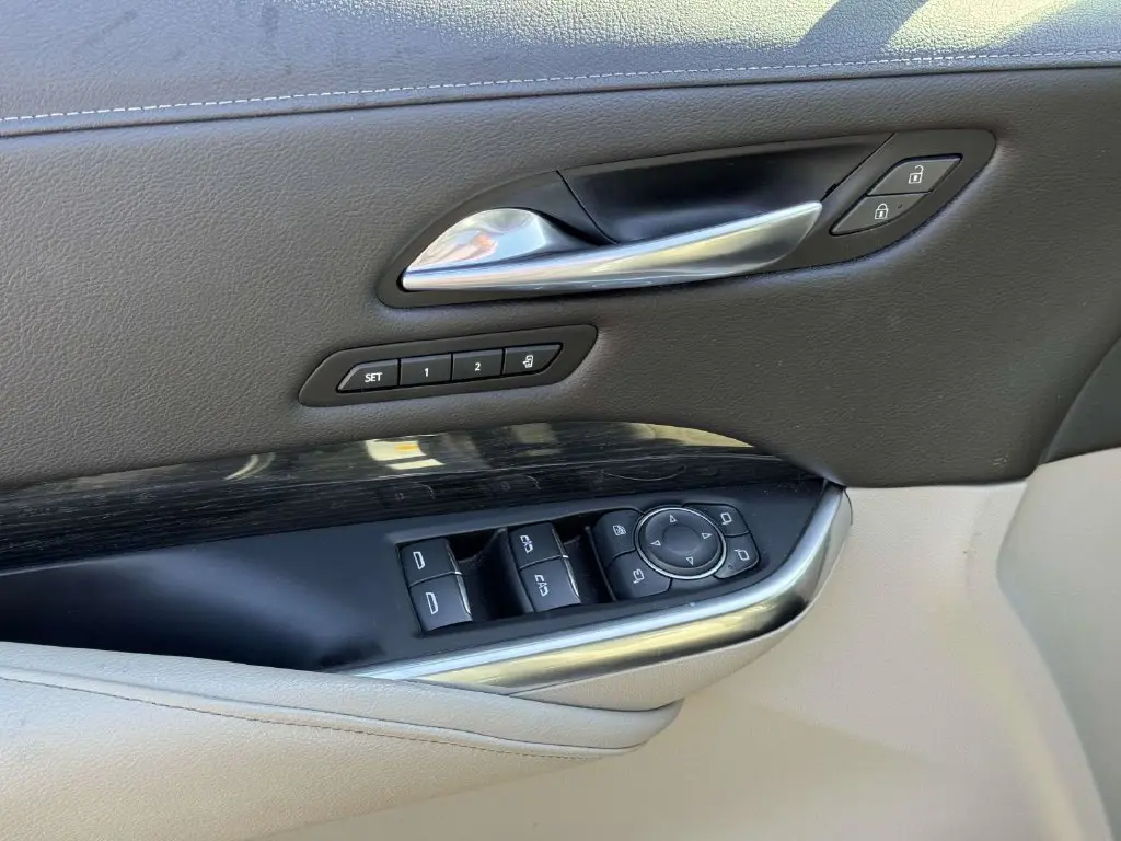 2019 Cadillac XT4 - $14,500