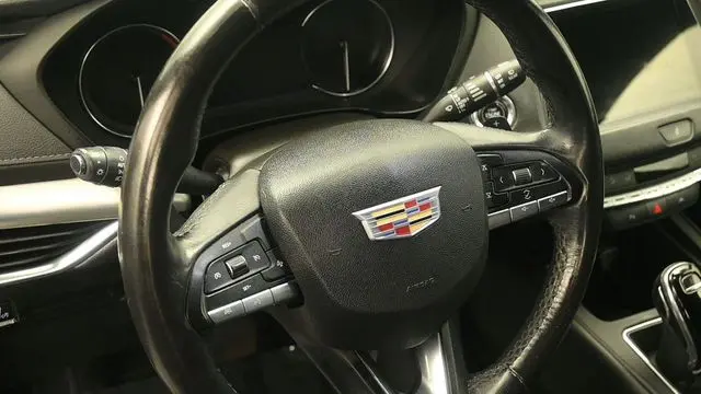 2020 Cadillac XT4 Premium Luxury