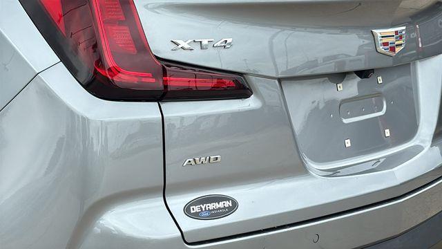 2023 Cadillac XT4 Premium Luxury