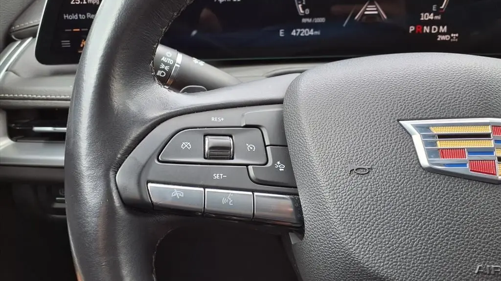 2024 Cadillac XT4 Premium Luxury
