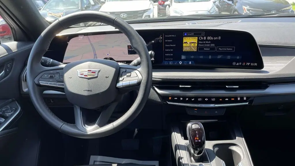2025 Cadillac XT4 Premium Luxury