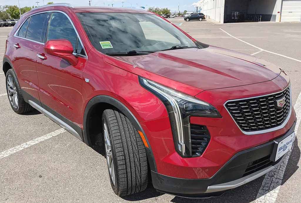 2019 Cadillac XT4 - $24,999