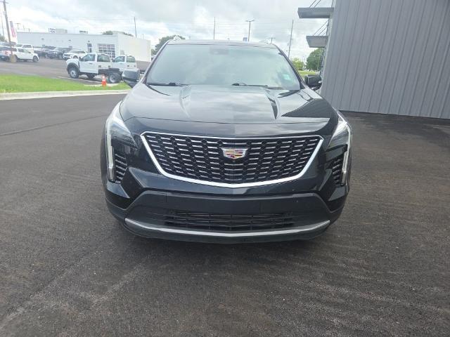 2019 Cadillac XT4 Premium Luxury — photo 1 of 12