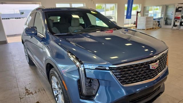 2025 Cadillac XT4 Premium Luxury