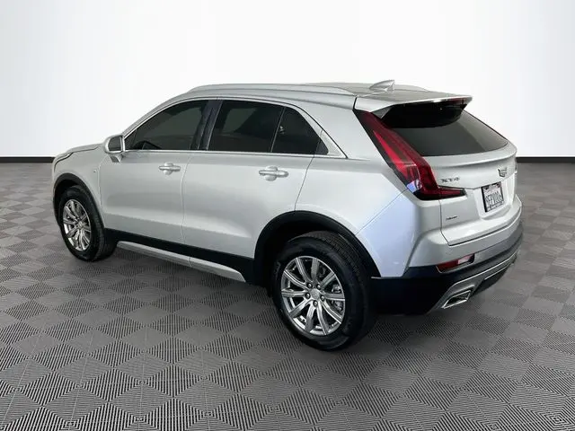 2020 Cadillac XT4 - $17,900
