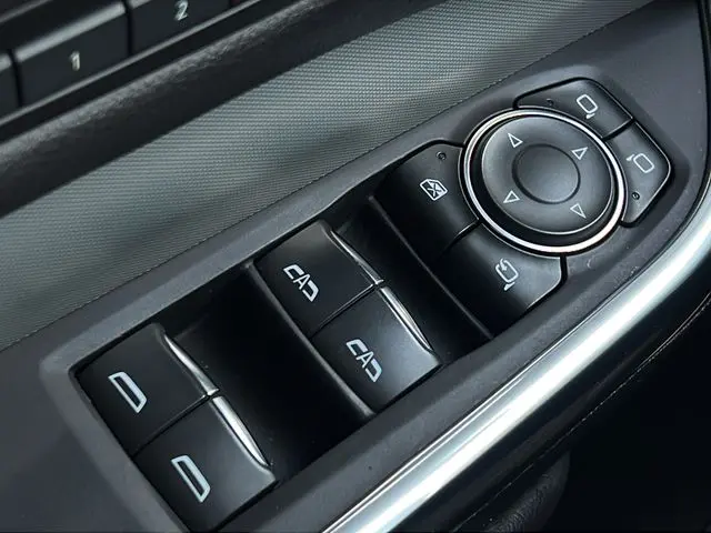 2023 Cadillac XT4 - $25,158