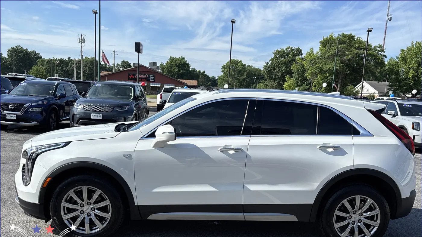 2023 Cadillac XT4 Premium Luxury