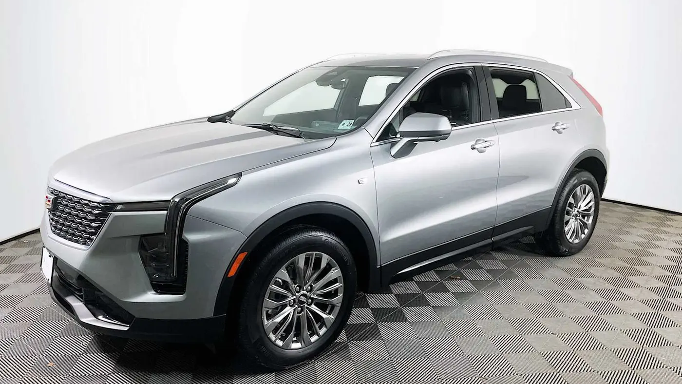 Preowned 2025 Cadillac XT4 Premium Luxury for Sale