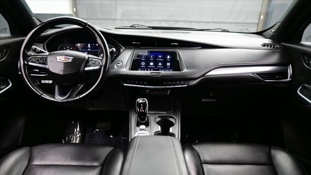 2020 Cadillac XT4 Premium Luxury
