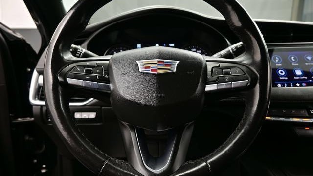 2020 Cadillac XT4 Premium Luxury