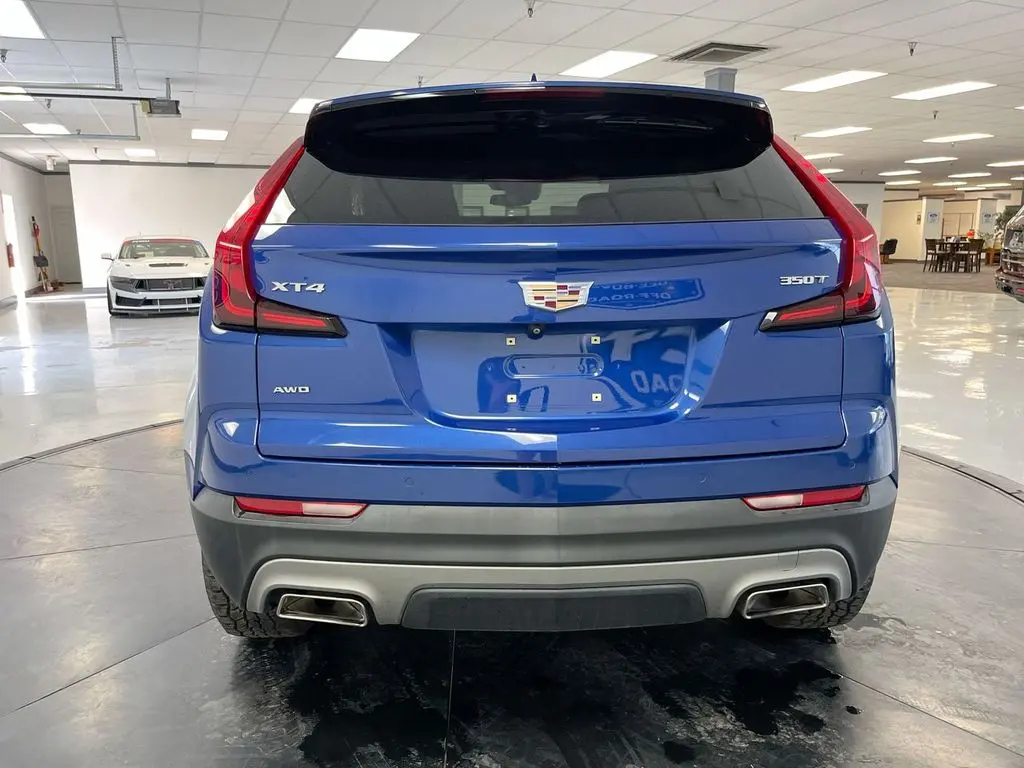2022 Cadillac XT4 - $25,850