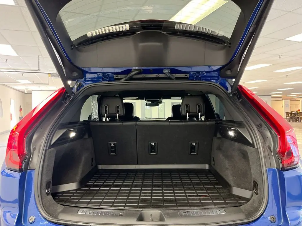 2022 Cadillac XT4 - $25,850