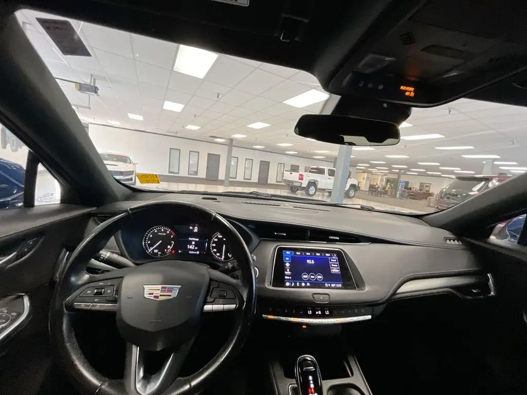 2022 Cadillac XT4 - $25,850