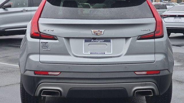 2023 Cadillac XT4 Premium Luxury