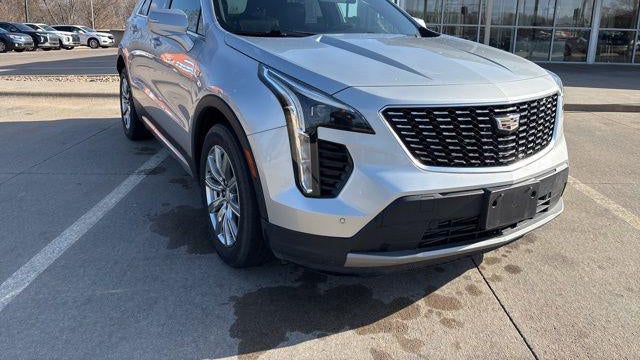 2021 Cadillac XT4 Premium Luxury