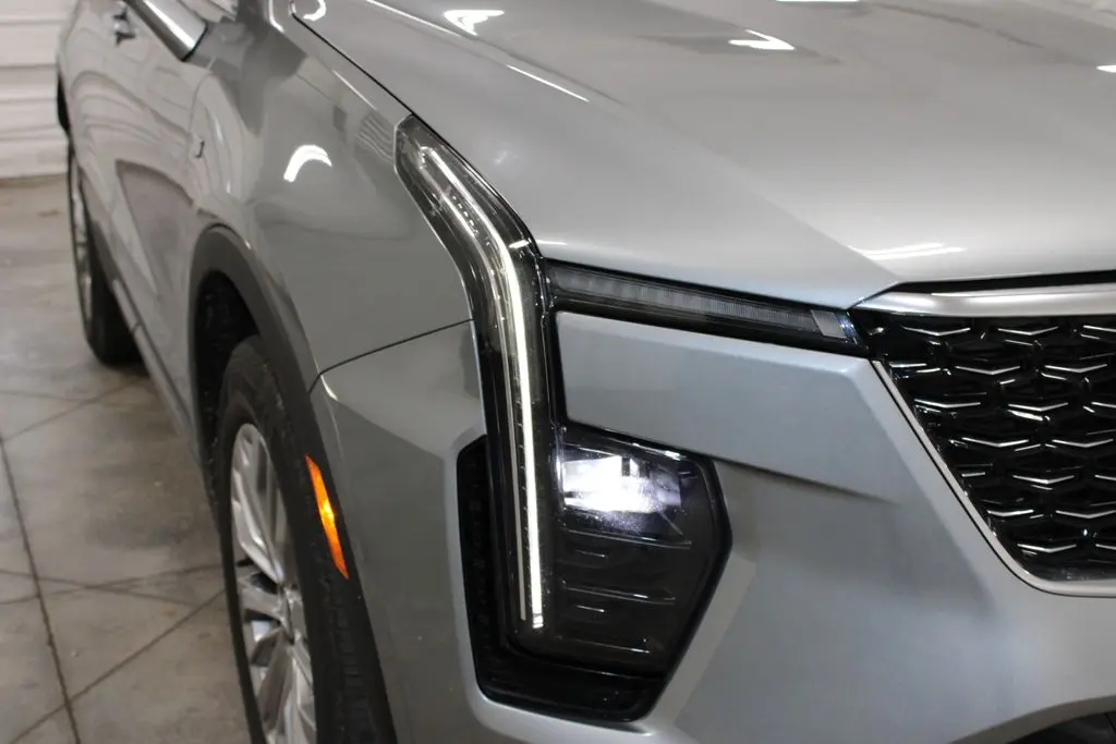 2024 Cadillac XT4 - $29,438
