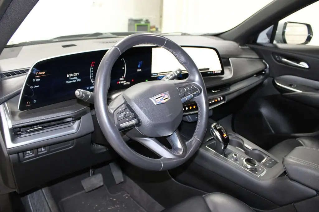 2024 Cadillac XT4 - $29,438