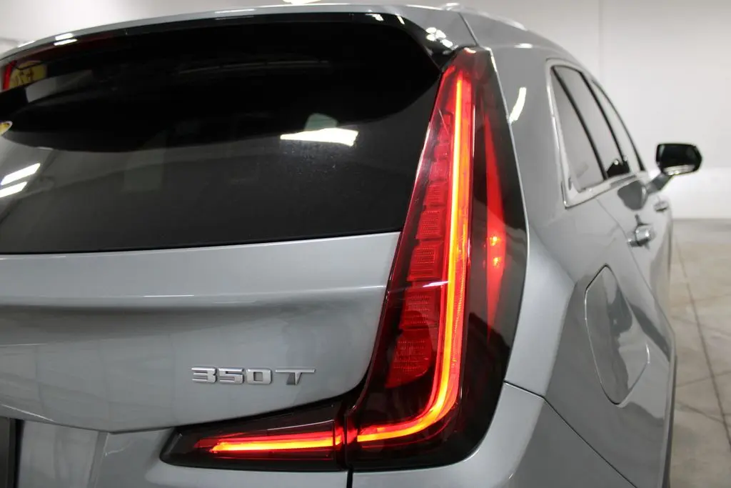 2024 Cadillac XT4 - $29,438