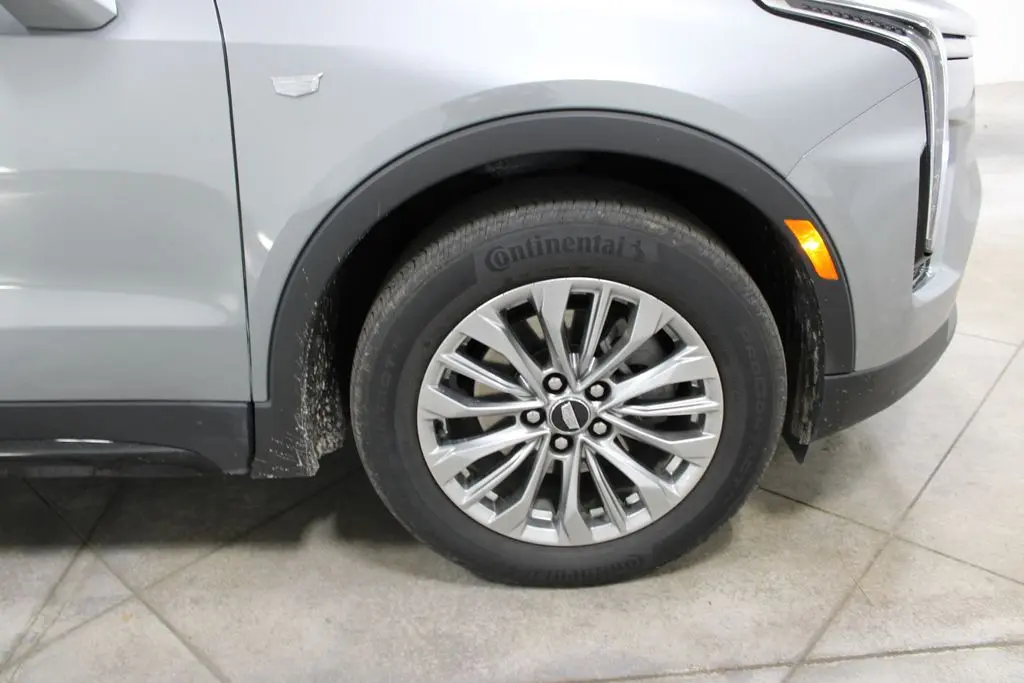 2024 Cadillac XT4 - $29,438