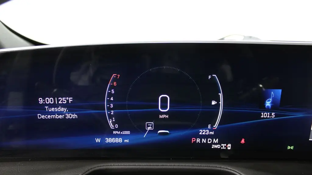 2024 Cadillac XT4 Premium Luxury