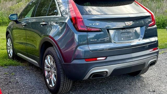 2020 Cadillac XT4 Premium Luxury