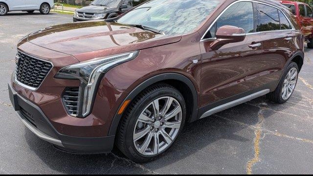 2023 Cadillac XT4 Premium Luxury