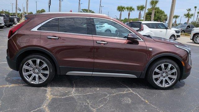 2023 Cadillac XT4 Premium Luxury