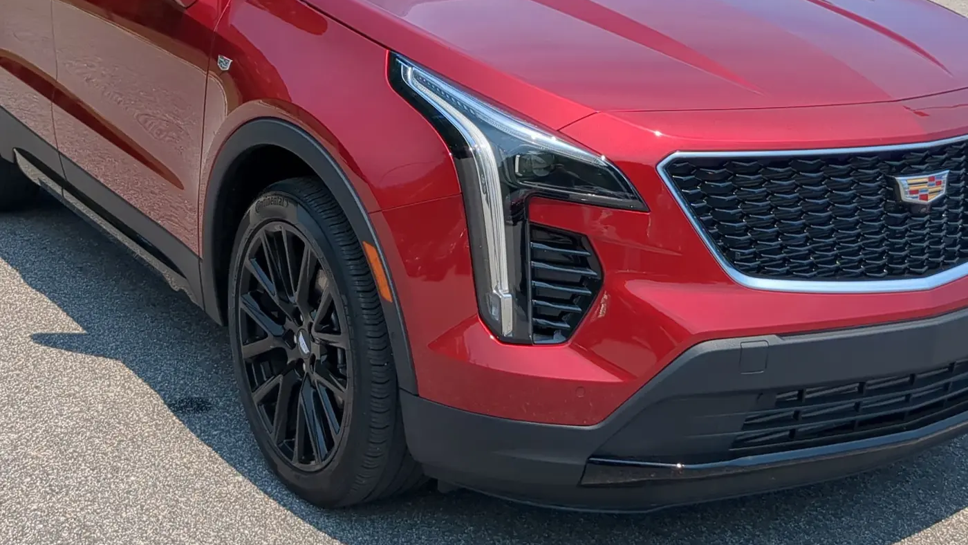 2023 Cadillac XT4 Sport