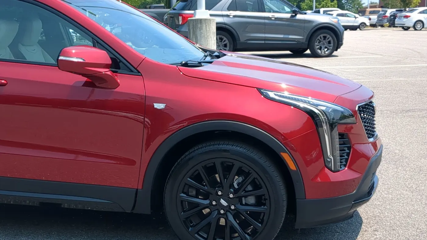2023 Cadillac XT4 Sport