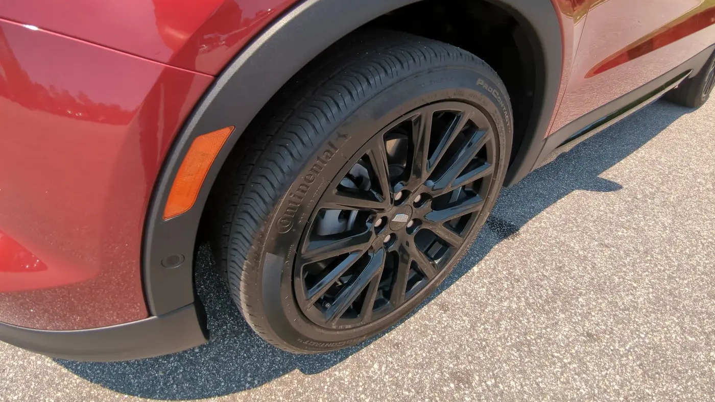 2023 Cadillac XT4 Sport