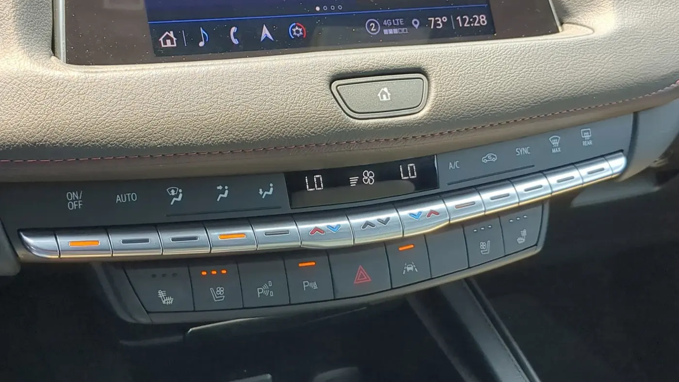 2023 Cadillac XT4 Sport