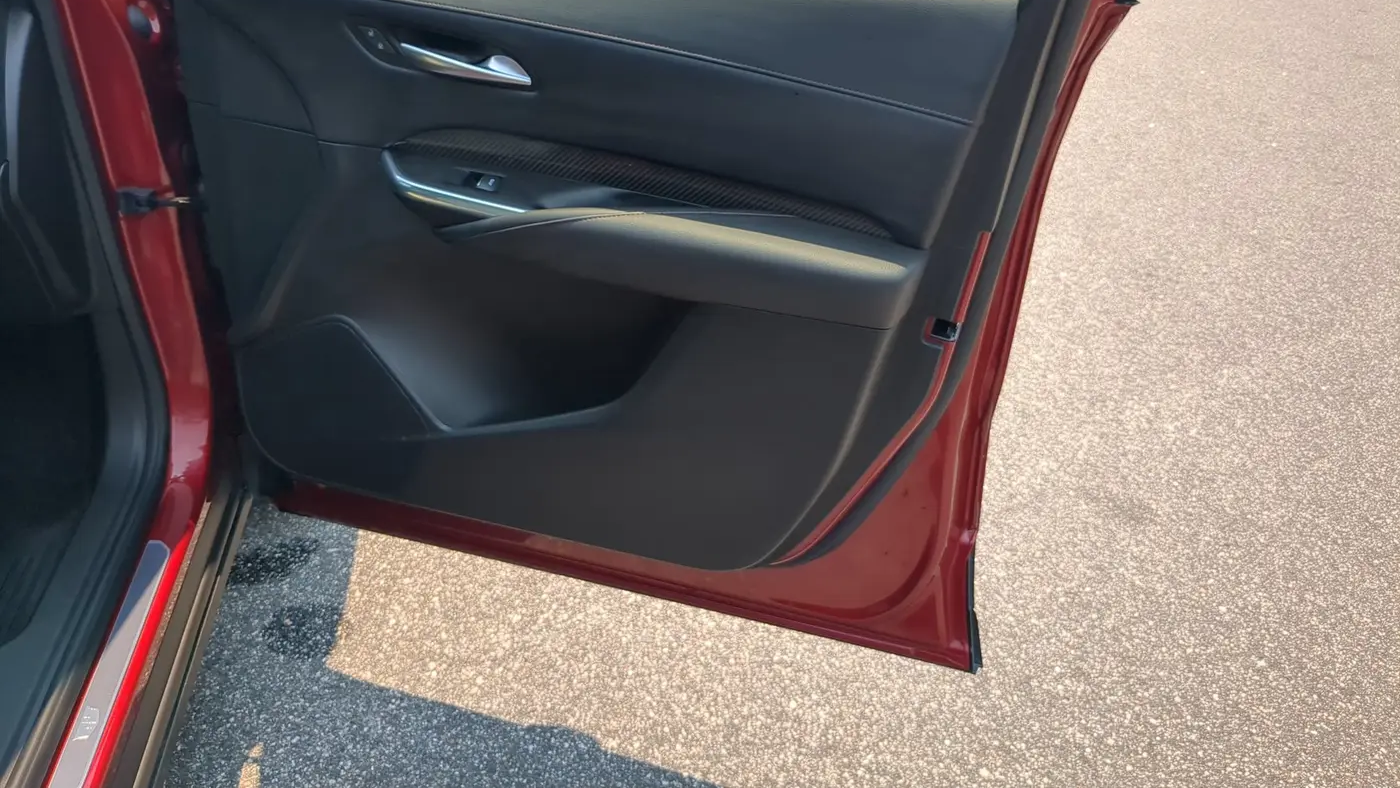 2023 Cadillac XT4 Sport