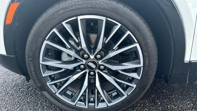 2025 Cadillac XT4 Sport