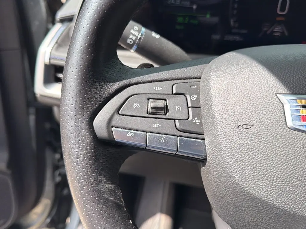 2025 Cadillac XT4 - $37,501