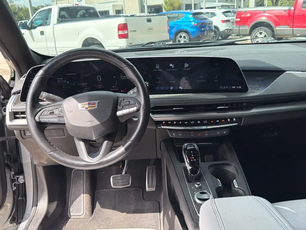 2025 Cadillac XT4 - $37,501