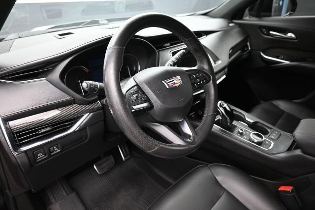 2022 Cadillac XT4 - $23,297