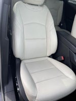 2019 XT4 Thumbnail 31