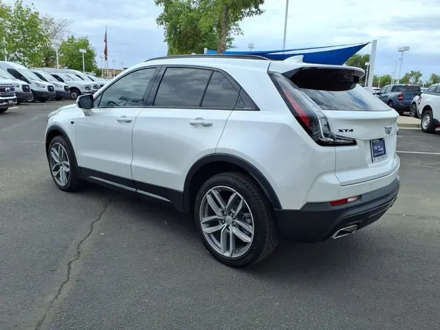 2022 Cadillac XT4 - $22,748