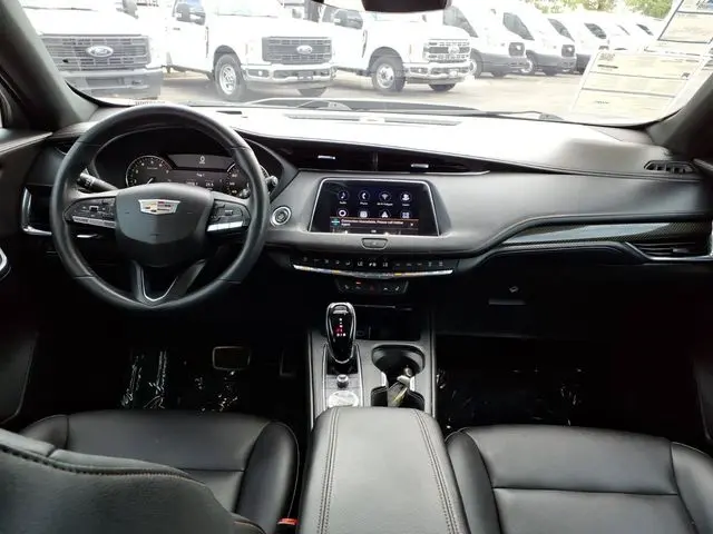 2022 Cadillac XT4 - $22,748