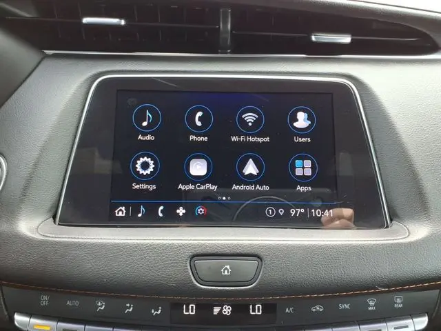 2022 Cadillac XT4 - $22,748