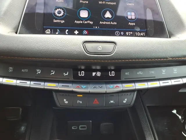 2022 Cadillac XT4 - $22,748